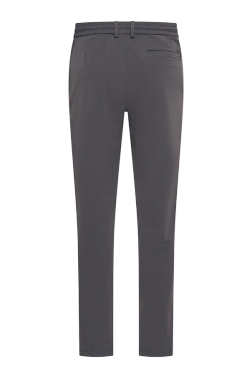 Men_Trousers_Pintuck_Seam_Dark_grey_back_f891e049-8083-4e61-9164-2dd638c724a2